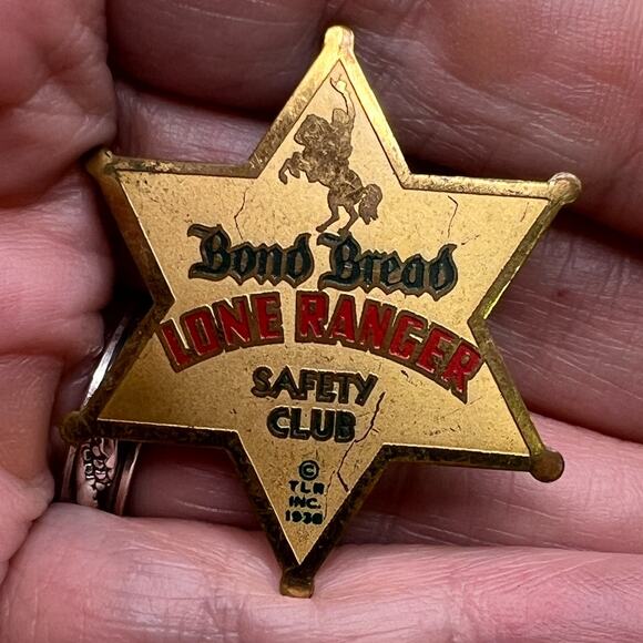 Vintage Bond Bread Lone Ranger Safety Club Badge Pin Signed TLR INC 1938 - Picture 2 of 7